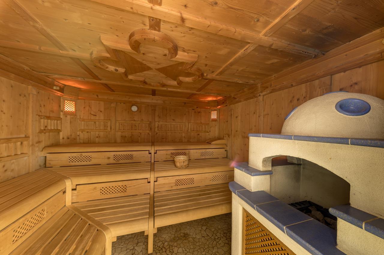 Hotel Hellweger Campo Tures Kültér fotó